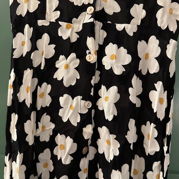 Christy Dawn Daisy Dress in English Daisy Small EUC Black Button Ruffle - Picture 4 of 13